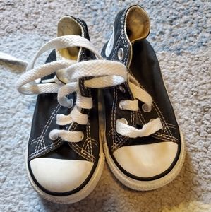 Baby converse chucks size 5 used